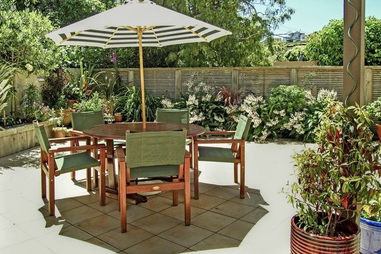 Photo of property in 147a Onslow Road, Khandallah, Wellington, 6035