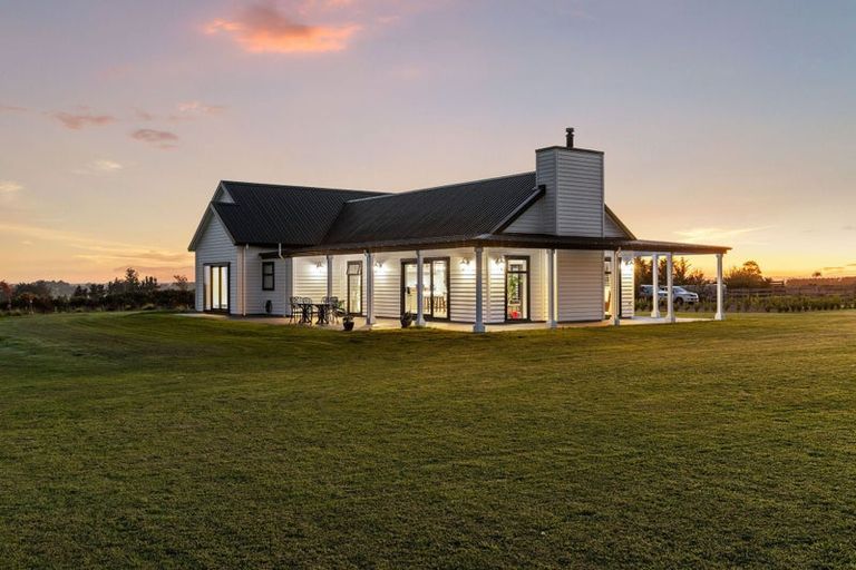 Photo of property in 71 Davis Road, Cust, Rangiora, 7471