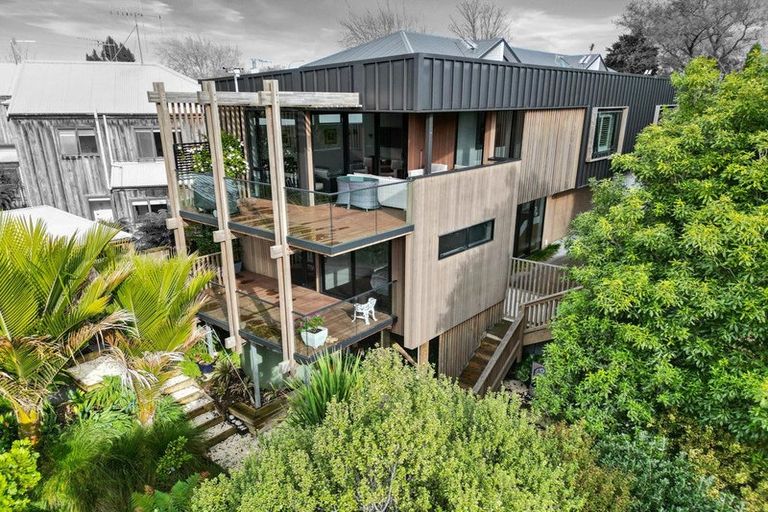 Photo of property in 576c Grey Street, Hamilton East, Hamilton, 3216