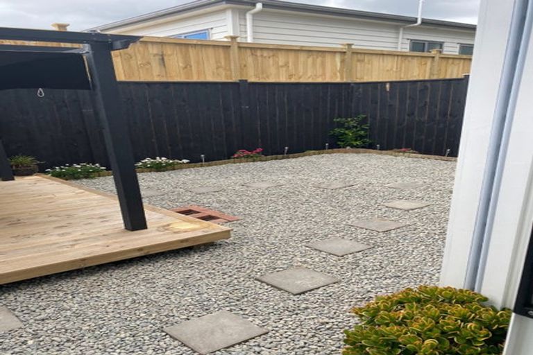 Photo of property in 9 Riroriro Close, Papakura, 2110