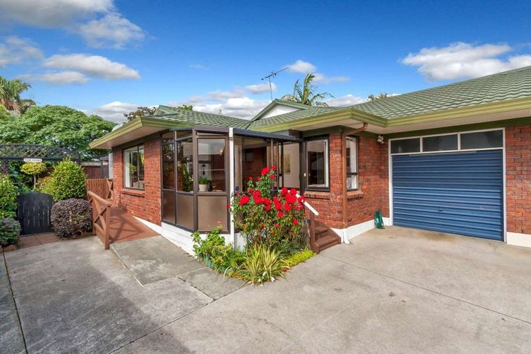 Photo of property in 2/168 Prince Regent Drive, Farm Cove, Auckland, 2012