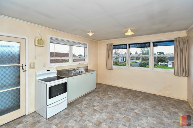 Photo of property in 1/14 South Street, Papakura, 2110