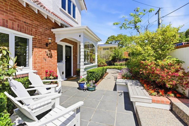 Photo of property in 85 Norfolk Street, Saint Clair, Dunedin, 9012