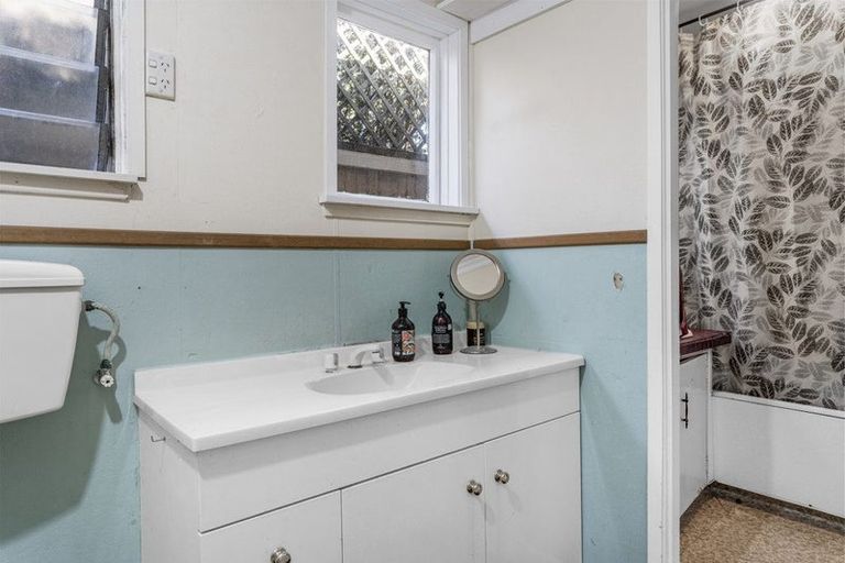 Photo of property in 81 Dunns Avenue, The Pines Beach, 7630