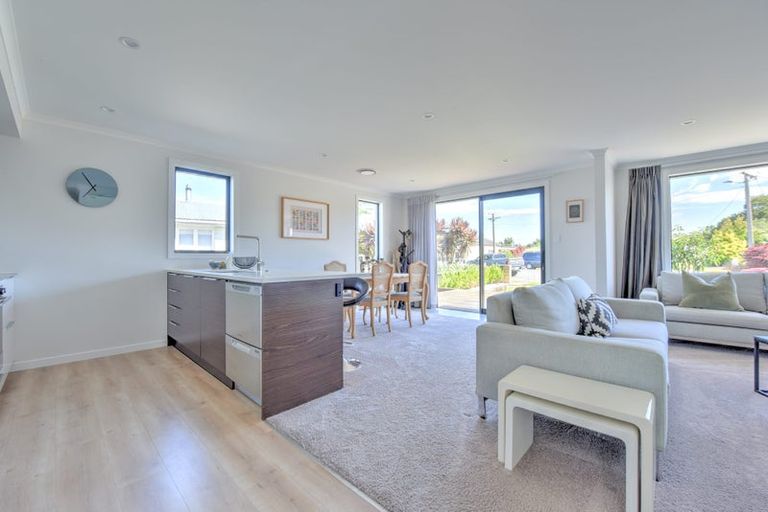 Photo of property in 17 Waverley Street, East Gore, Gore, 9710