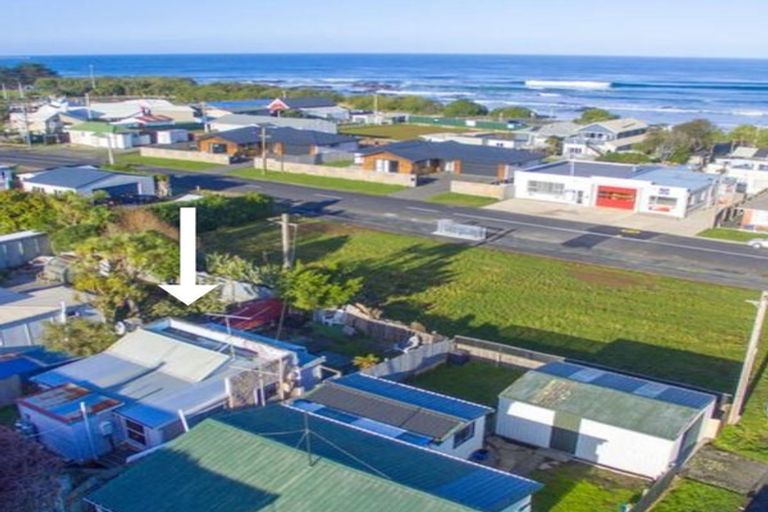 Photo of property in 7 Taylor Street, Brighton, Dunedin, 9035