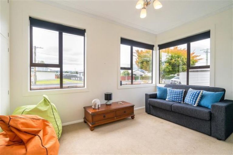 Photo of property in 15 Tay Street, Mosgiel, 9024