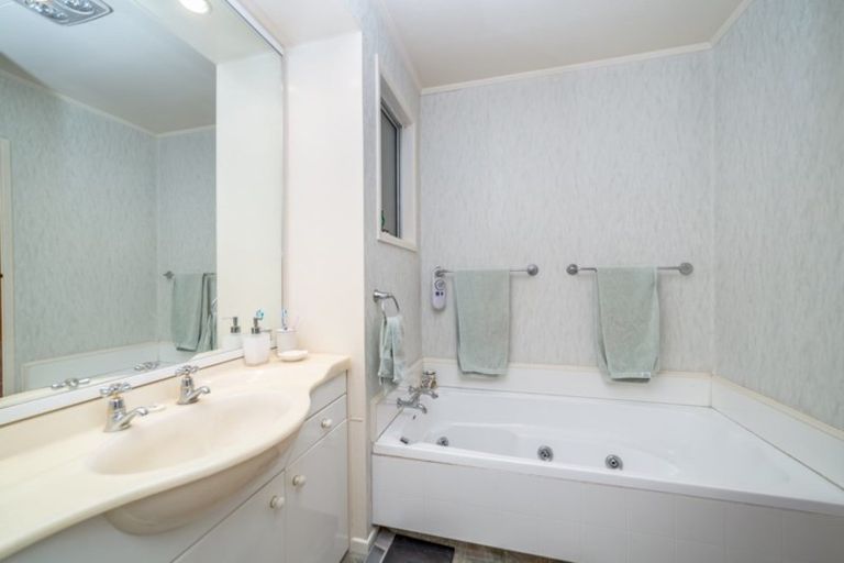 Photo of property in 37 Fergusson Street, Solway, Masterton, 5810