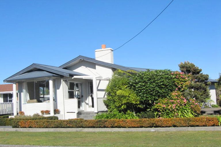 Photo of property in 8 Jamieson Road, Karoro, Greymouth, 7805