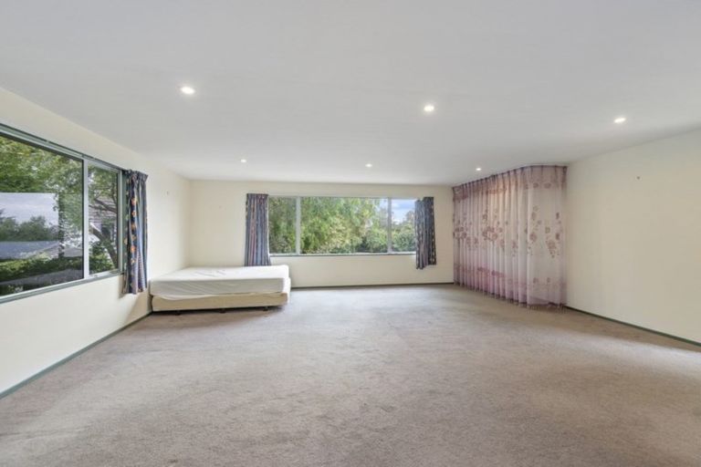 Photo of property in 208 Ilam Road, Ilam, Christchurch, 8041