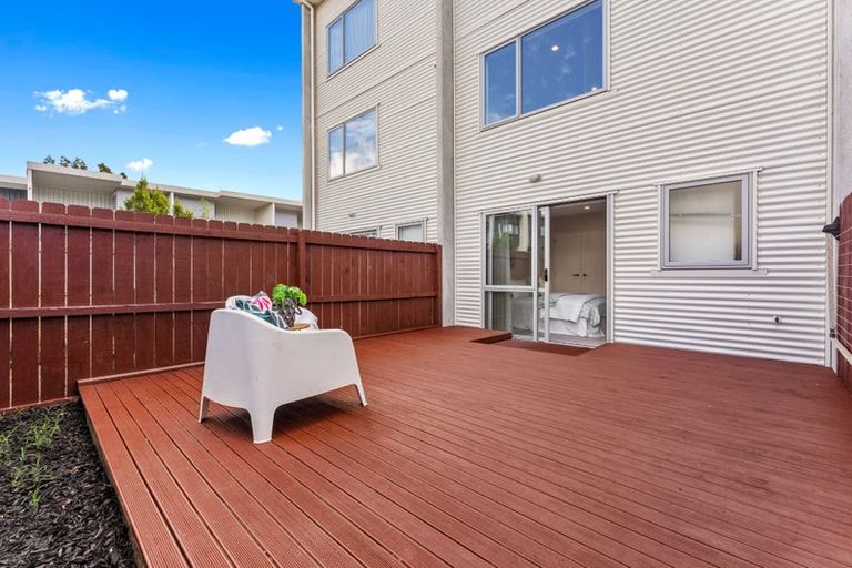 Photo of property in 20/5 Perekia Street, Albany, Auckland, 0632