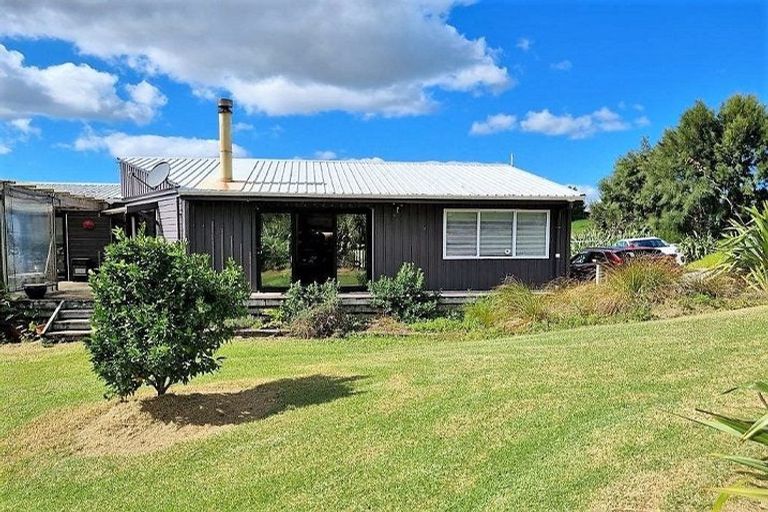 Photo of property in 17 Old Waipu Road North, Mangawhai, Kaiwaka, 0573