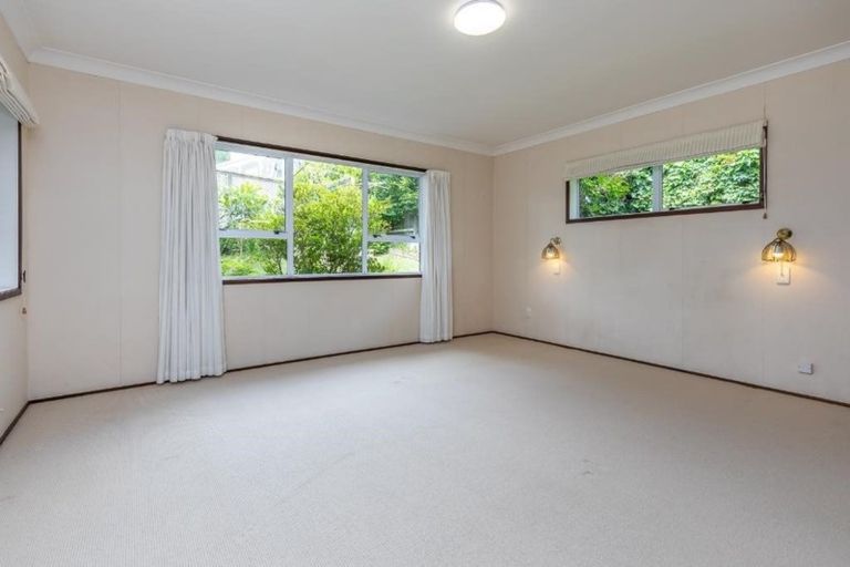 Photo of property in 13 Bellbird Rise, Murrays Bay, Auckland, 0630
