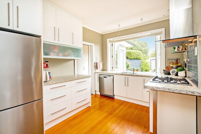 Photo of property in 11 Buckleys Road, Rangiora, 7400