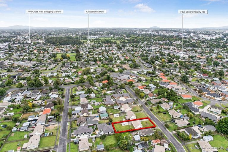 Photo of property in 22 Paul Crescent, Fairfield, Hamilton, 3214