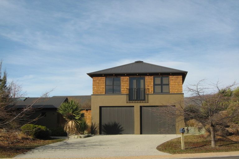 Photo of property in 12 Little Oak Common, Wanaka, 9305