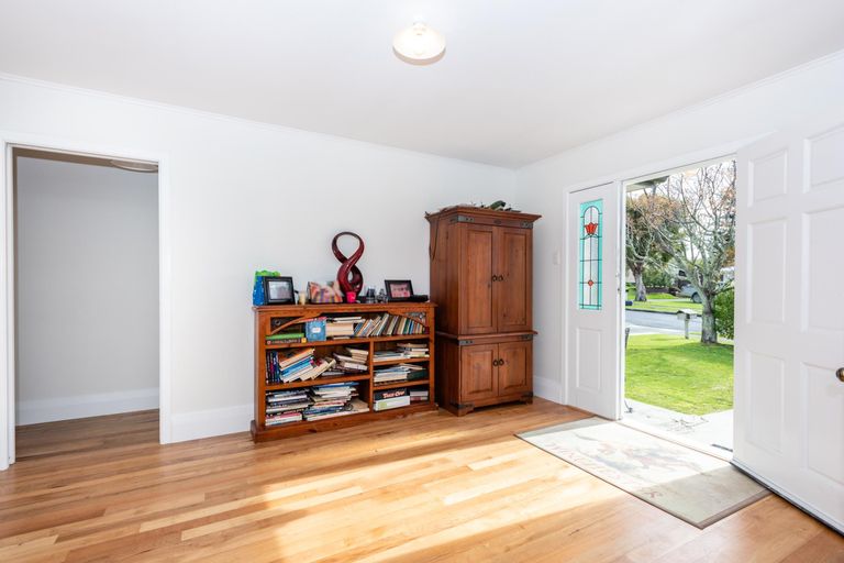 Photo of property in 11 Cobham Place, Te Hapara, Gisborne, 4010