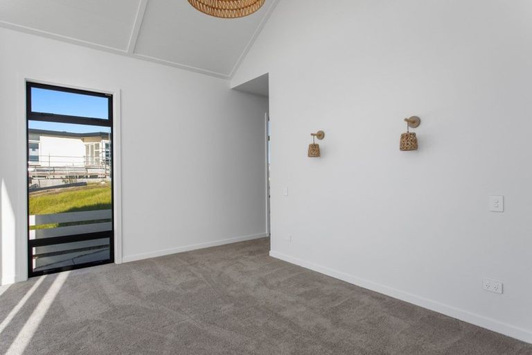 Photo of property in 16 Pacific Parade, Coastlands, Whakatane, 3120