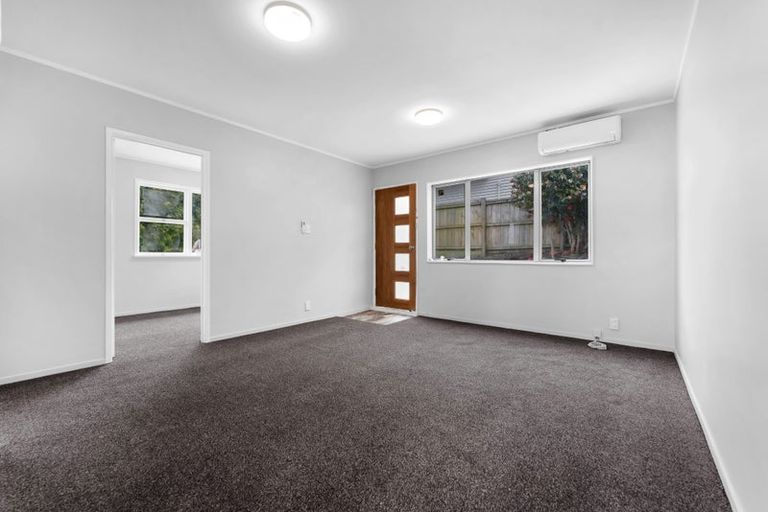 Photo of property in 1/116 Beaumonts Way, Manurewa, Auckland, 2102