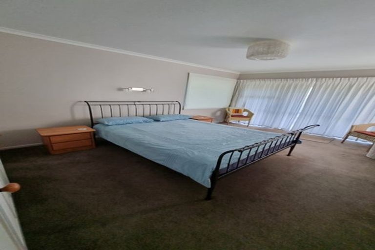 Photo of property in 35b Grand Vue Road, Kawaha Point, Rotorua, 3010