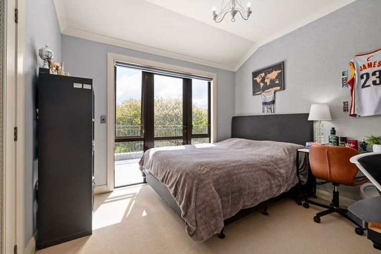 Photo of property in 35 The Esplanade, Huntington, Hamilton, 3210