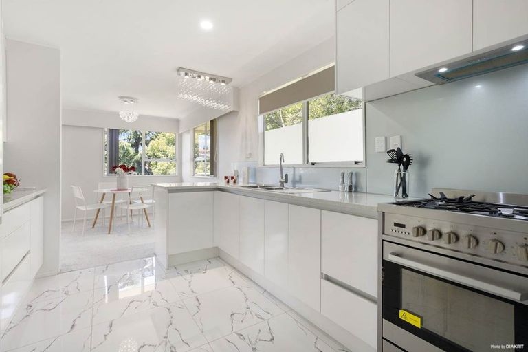 Photo of property in 12 Albemarle Place, Massey, Auckland, 0614