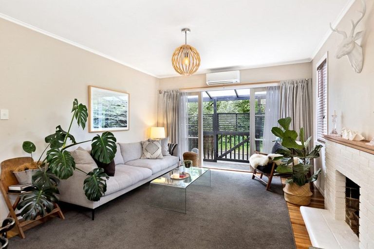 Photo of property in 1/67 Matipo Road, Te Atatu Peninsula, Auckland, 0610