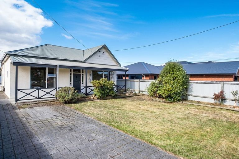 Photo of property in 23 East Avenue, Saint Kilda, Dunedin, 9012
