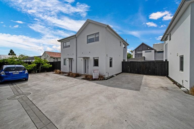 Photo of property in 5/111 Osborne Street, Waltham, Christchurch, 8011