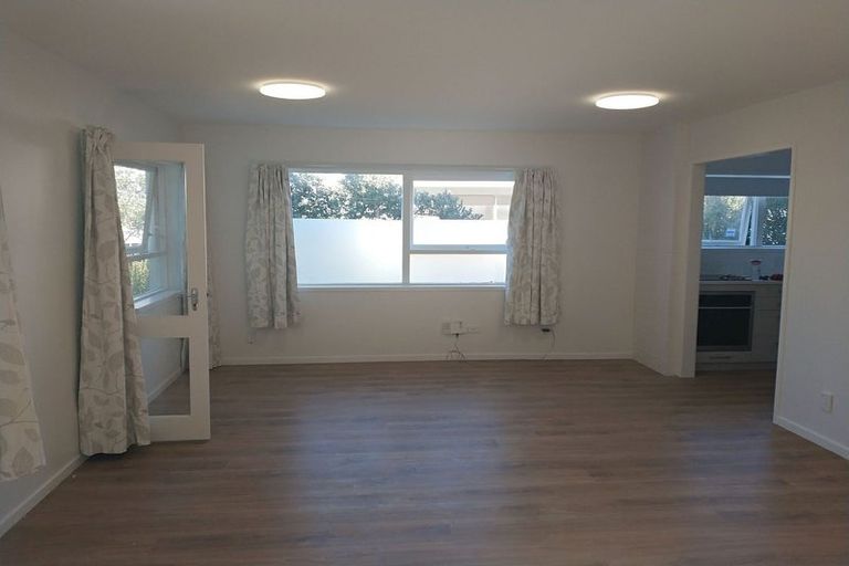 Photo of property in 1/77 Stanaway Street, Hillcrest, Auckland, 0627