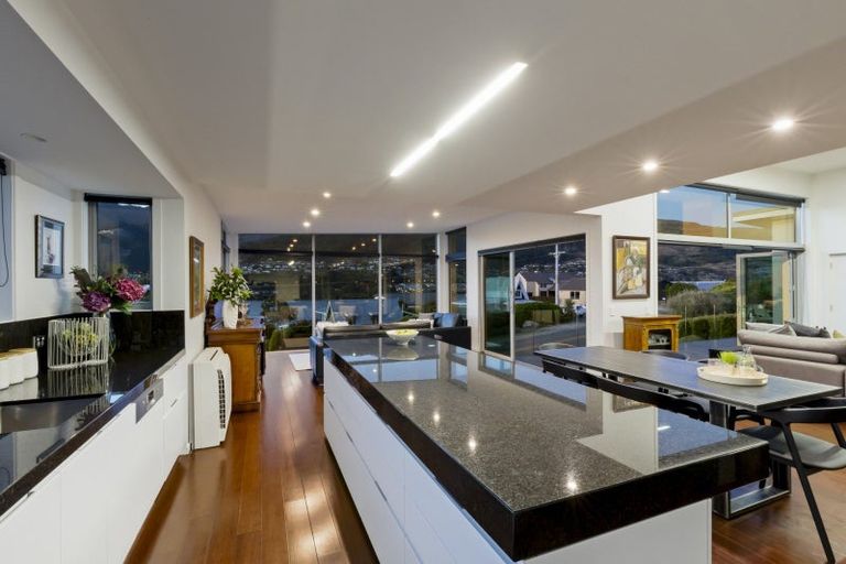 Photo of property in 468 Peninsula Road, Kelvin Heights, Queenstown, 9300
