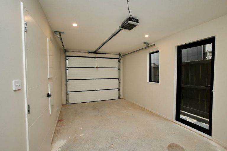 Photo of property in 36b Eastern Beach Road, Bucklands Beach, Auckland, 2012