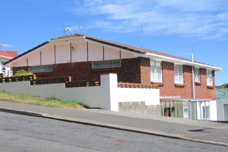 Photo of property in 60 Melrose Road, Island Bay, Wellington, 6023