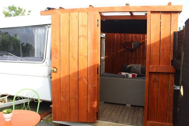 Photo of property in 20 Tasman Road, Otaki Beach, Otaki, 5512