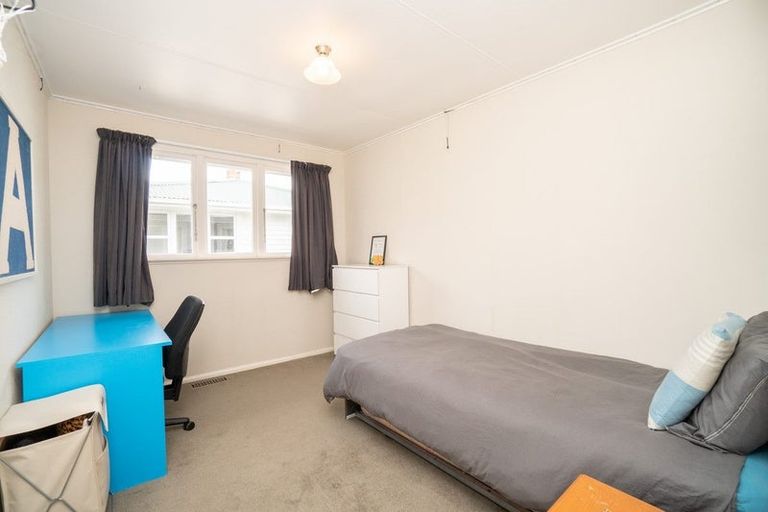 Photo of property in 6 Parkland Crescent, Terrace End, Palmerston North, 4410