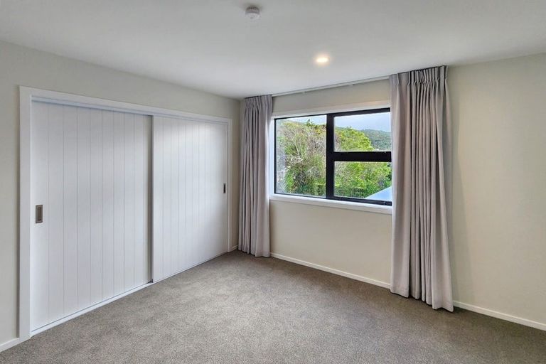 Photo of property in 5/31 Wainuiomata Road, Wainuiomata, Lower Hutt, 5014