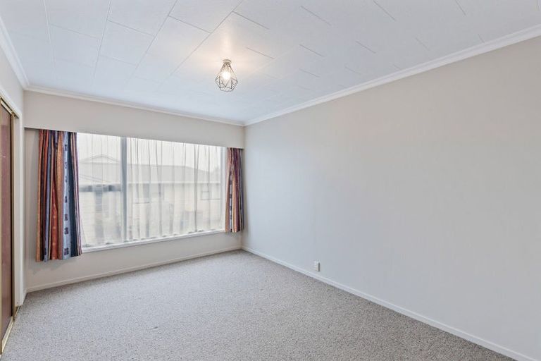 Photo of property in 61 Cracroft Street, Waitara, 4320