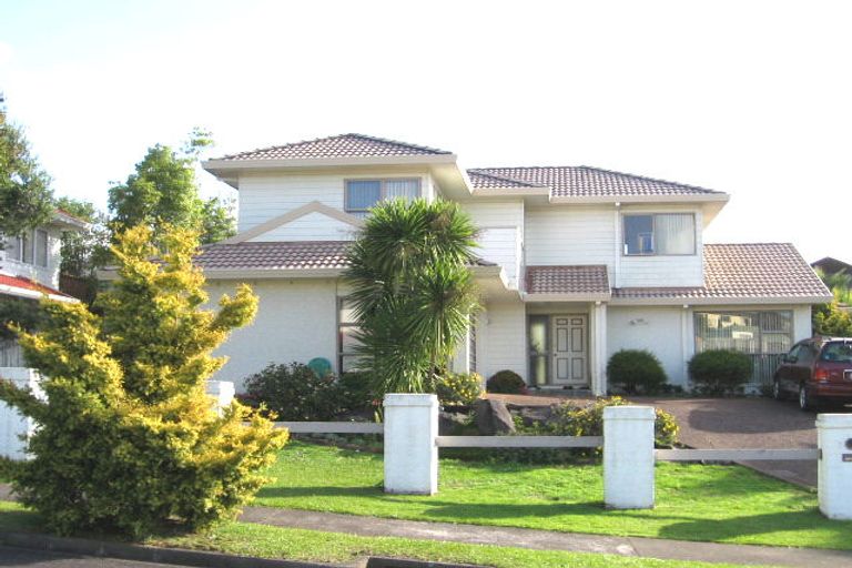 Photo of property in 38b Wiltshire Place, Somerville, Auckland, 2014