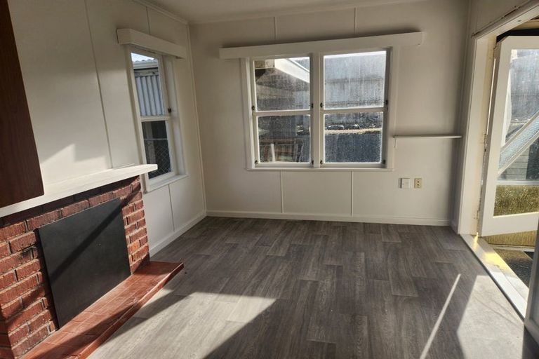 Photo of property in 98 Kawakawa Road, Feilding, 4775