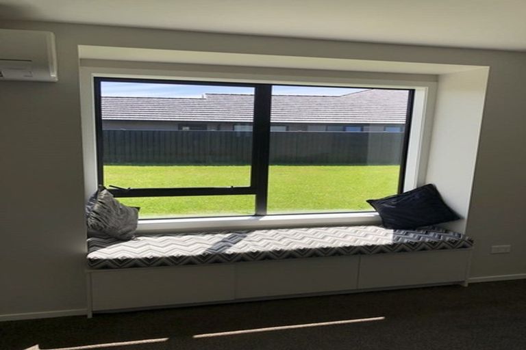 Photo of property in 43 Awa Toru Drive, Fairfield, Dunedin, 9018