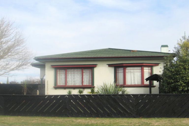 Photo of property in 915 Victoria Street, Parkvale, Hastings, 4122