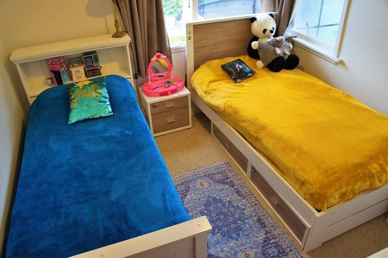 Photo of property in 68 Staveley Street, Avonhead, Christchurch, 8042