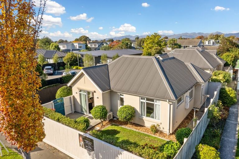 Photo of property in 1/414 Ilam Road, Bryndwr, Christchurch, 8052