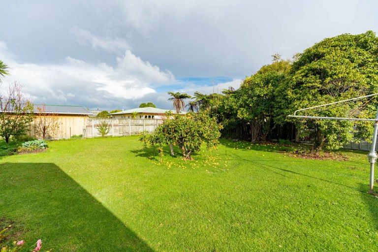 Photo of property in 22 Cove Road, Waipu, 0510