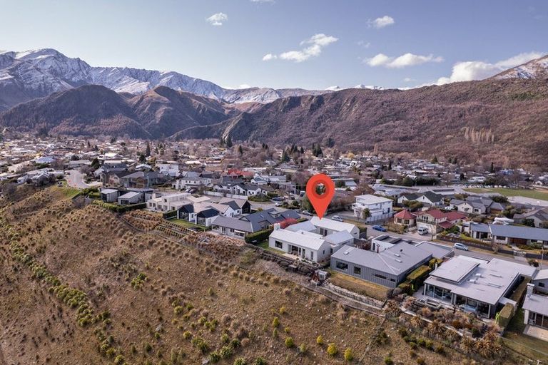 Photo of property in 97 Cotter Avenue, Arrowtown, 9302
