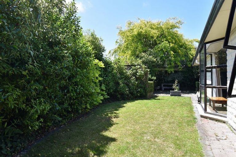 Photo of property in 11 Sunbeam Place, Halswell, Christchurch, 8025