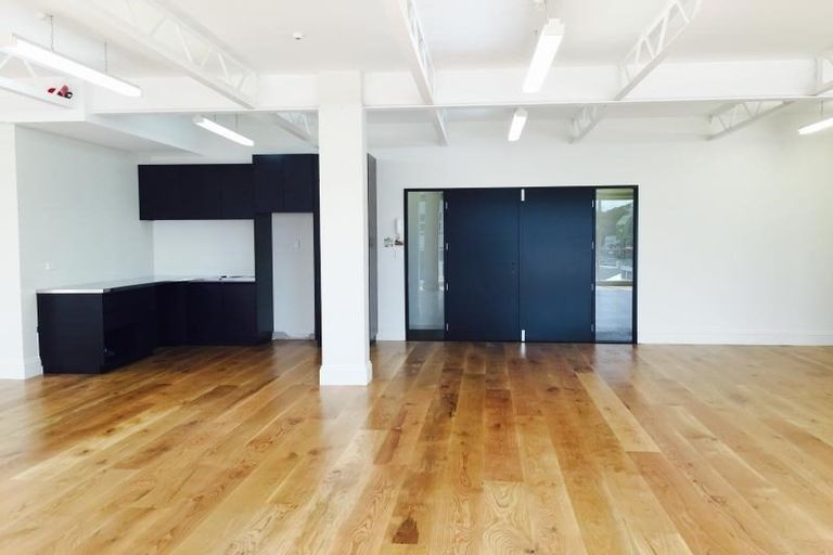 Photo of property in 1b/6 Kingdon Street, Newmarket, Auckland, 1023