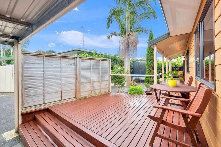 Photo of property in 1/11 Seine Road, Forrest Hill, Auckland, 0620