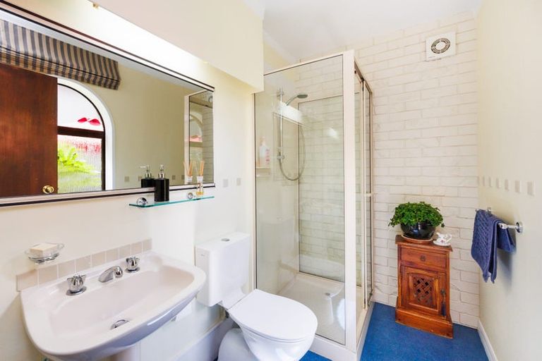 Photo of property in 101 Clifton Terrace, Fitzherbert, Palmerston North, 4410