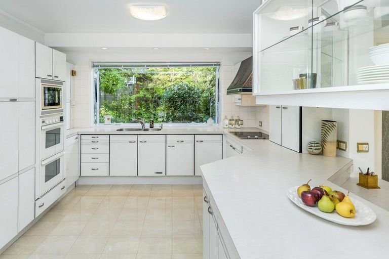 Photo of property in 20 Rapallo Place, Farm Cove, Auckland, 2012